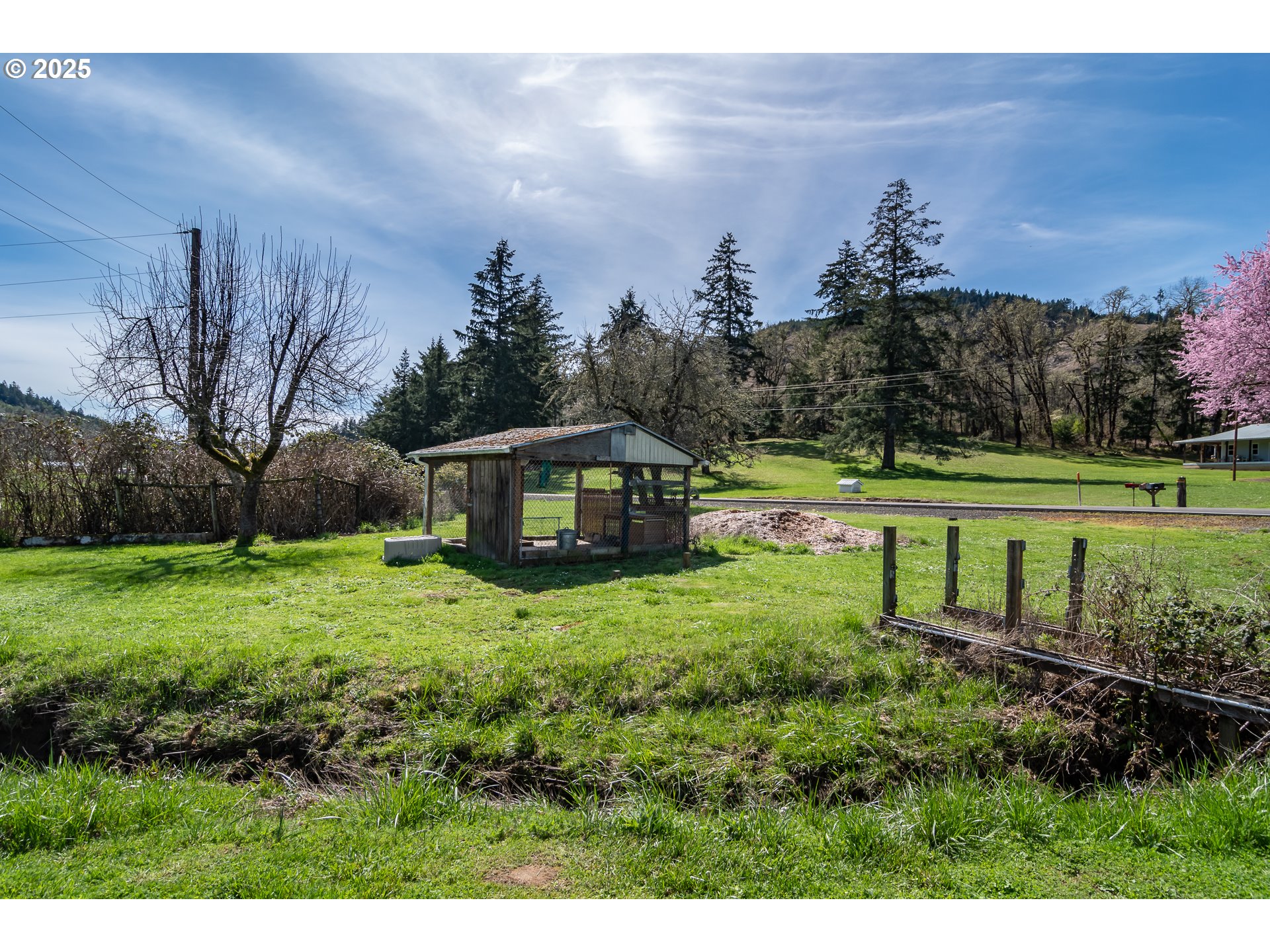 5197 Green Valley Road Oakland, OR 97462 - Photo 33 of 46 Gallery Image 33