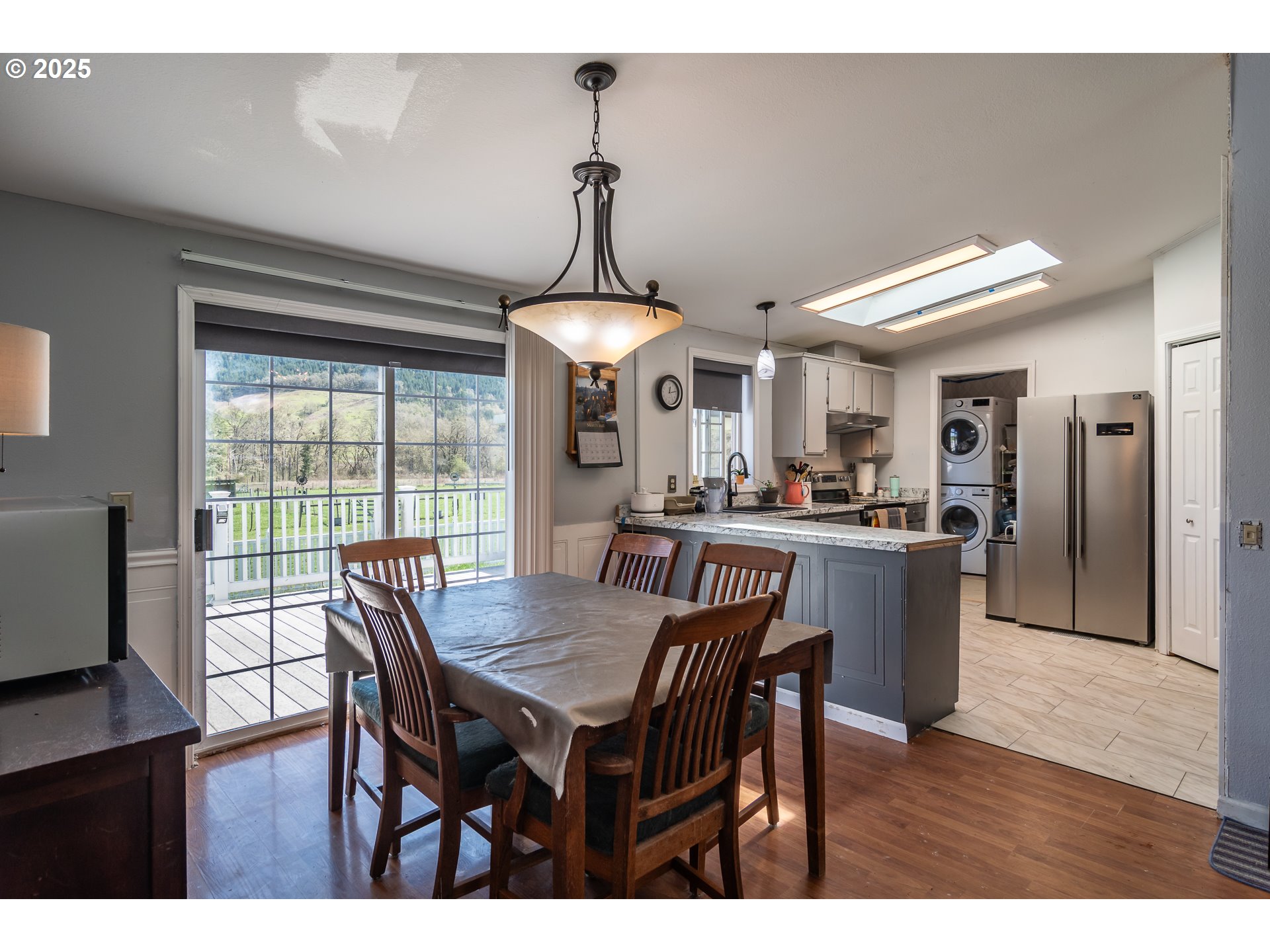 5197 Green Valley Road Oakland, OR 97462 - Photo 7 of 46 Gallery Image 7