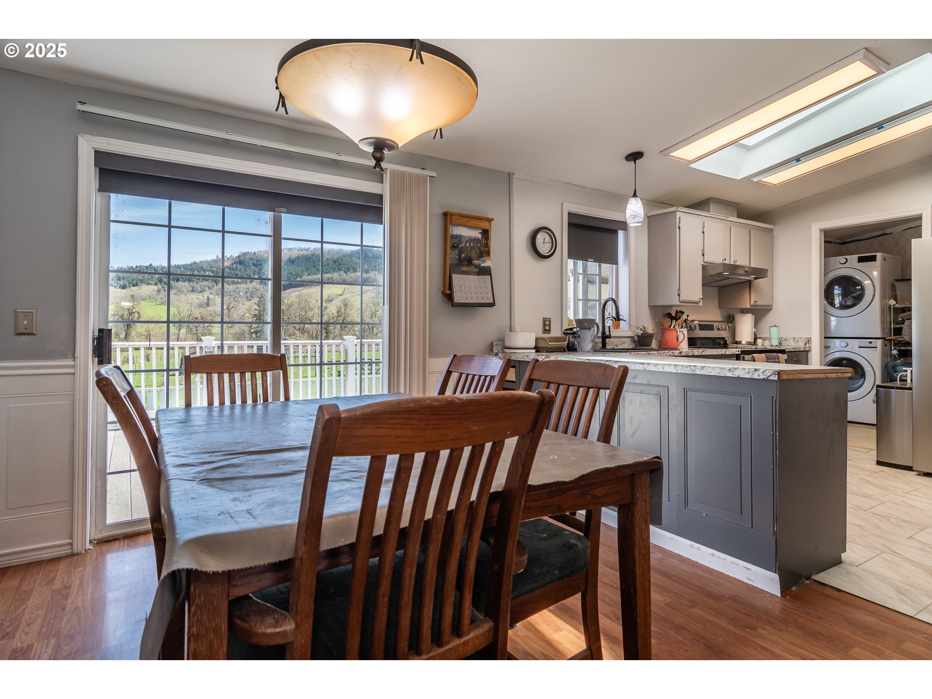 5197 Green Valley Road Oakland, OR 97462 - Photo 8 of 46 Gallery Image 8