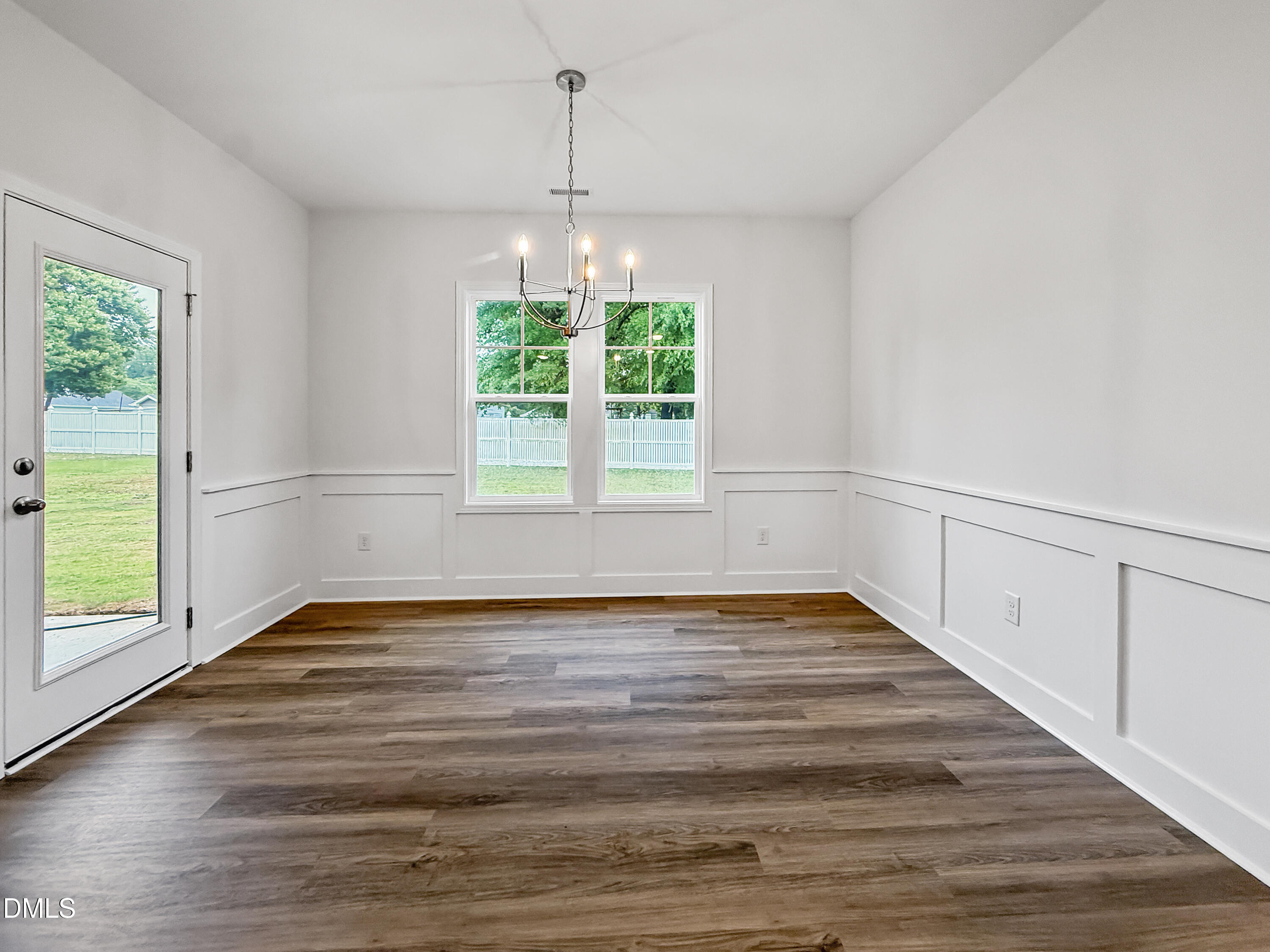 203 4th Street Erwin, NC 28339 - Photo 13 of 31 8