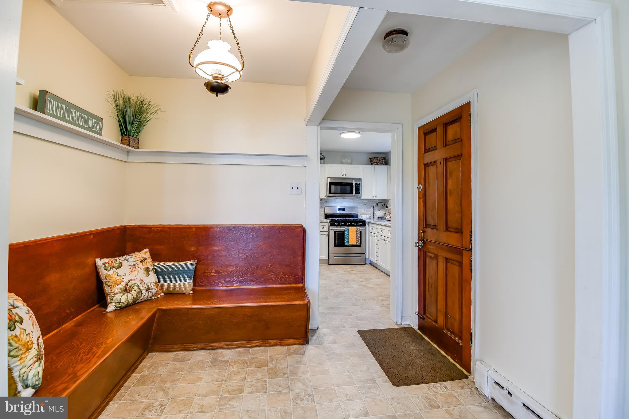 58 Elizabeth Street Pemberton, NJ 08068 - Photo 17 of 40 Looking from Family Room towards the Kitchen