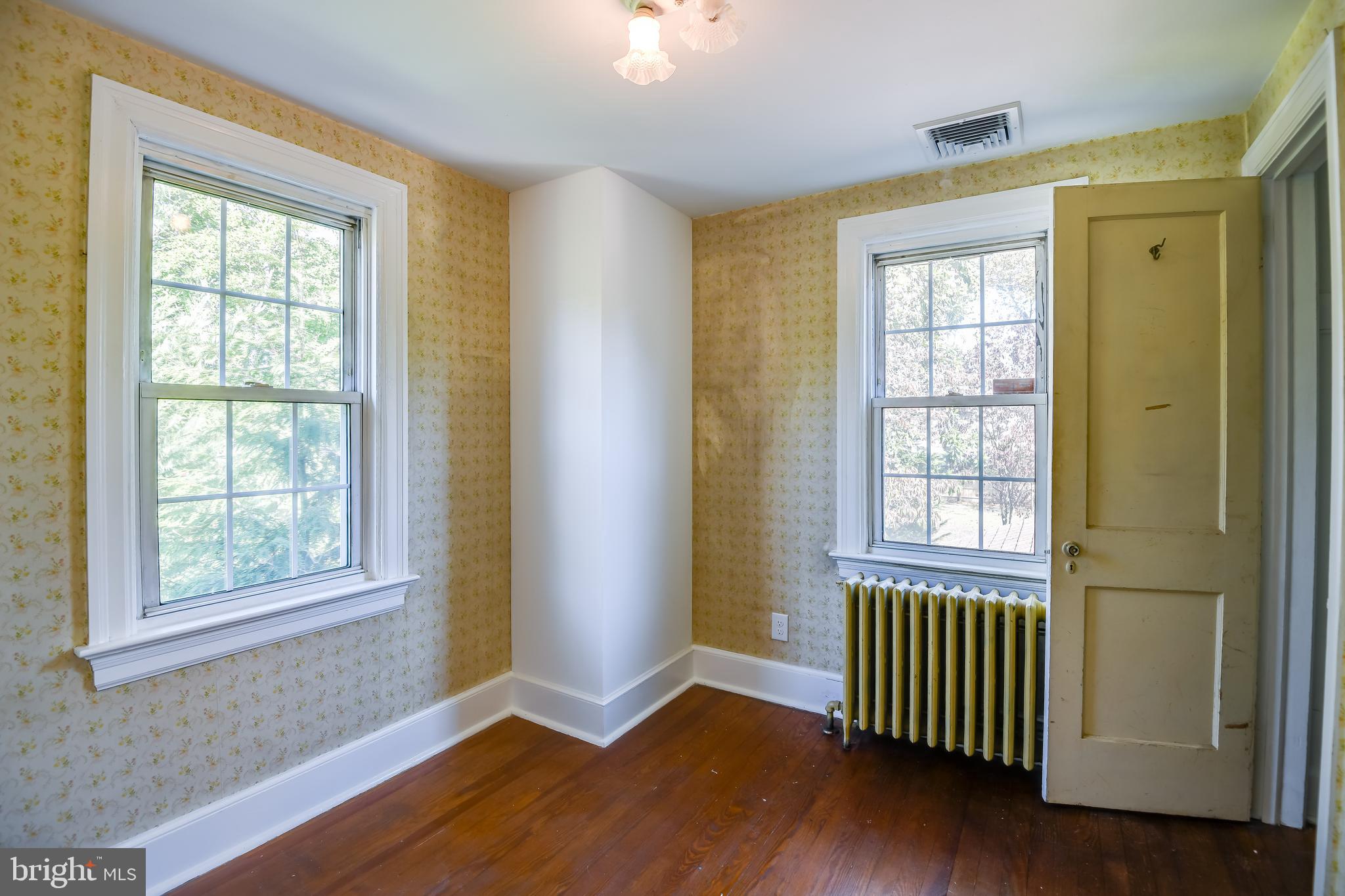 58 Elizabeth Street Pemberton, NJ 08068 - Photo 28 of 40 Bedroom 3 with Stairway to Attic