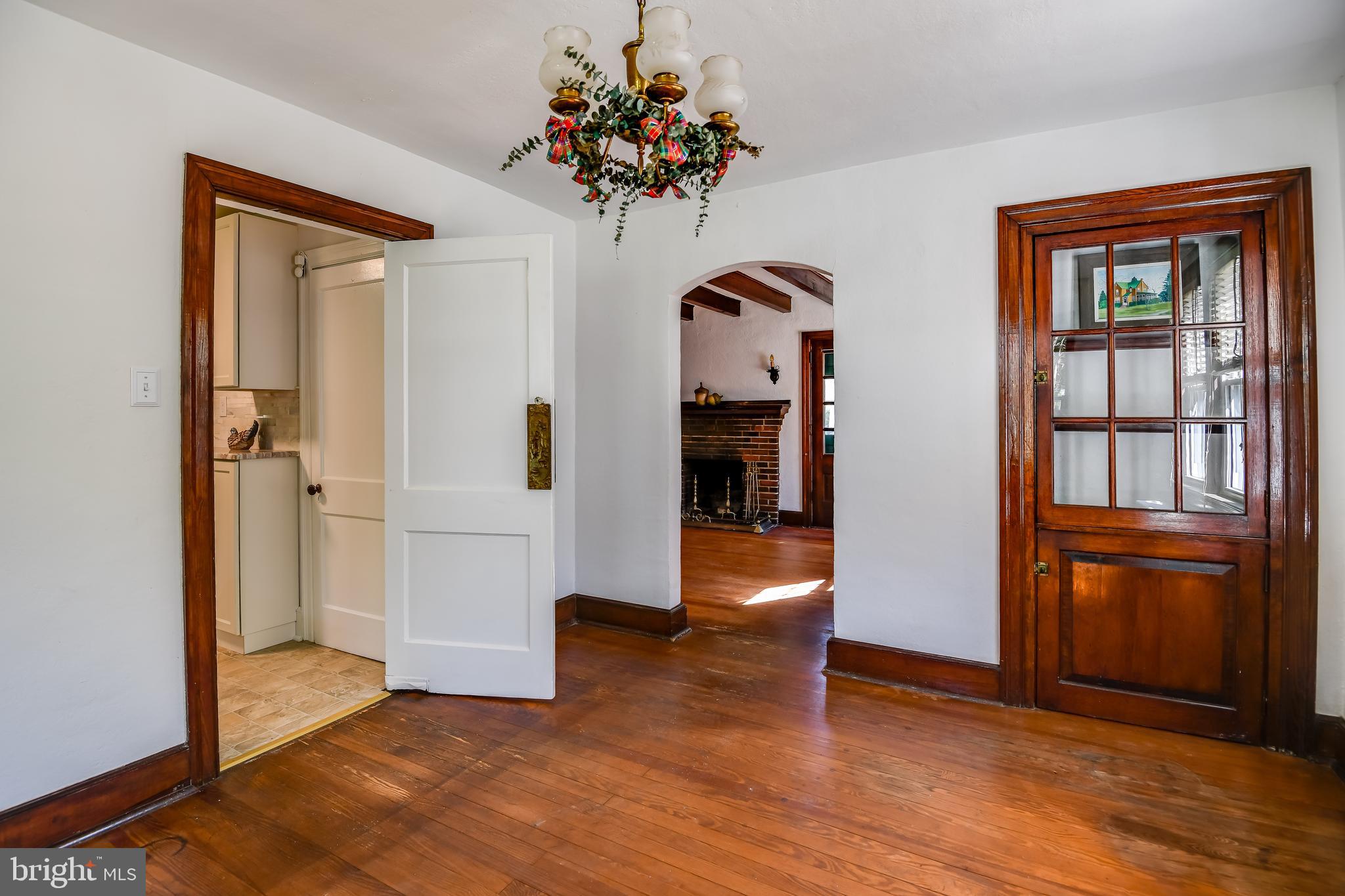 58 Elizabeth Street Pemberton, NJ 08068 - Photo 5 of 40 Dining Room looking toward Living Room