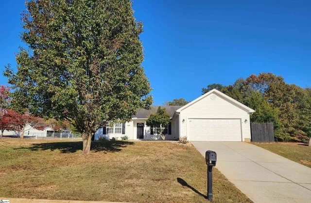 $289,000 | 205 Spring Estates Drive, Liberty, SC 29657