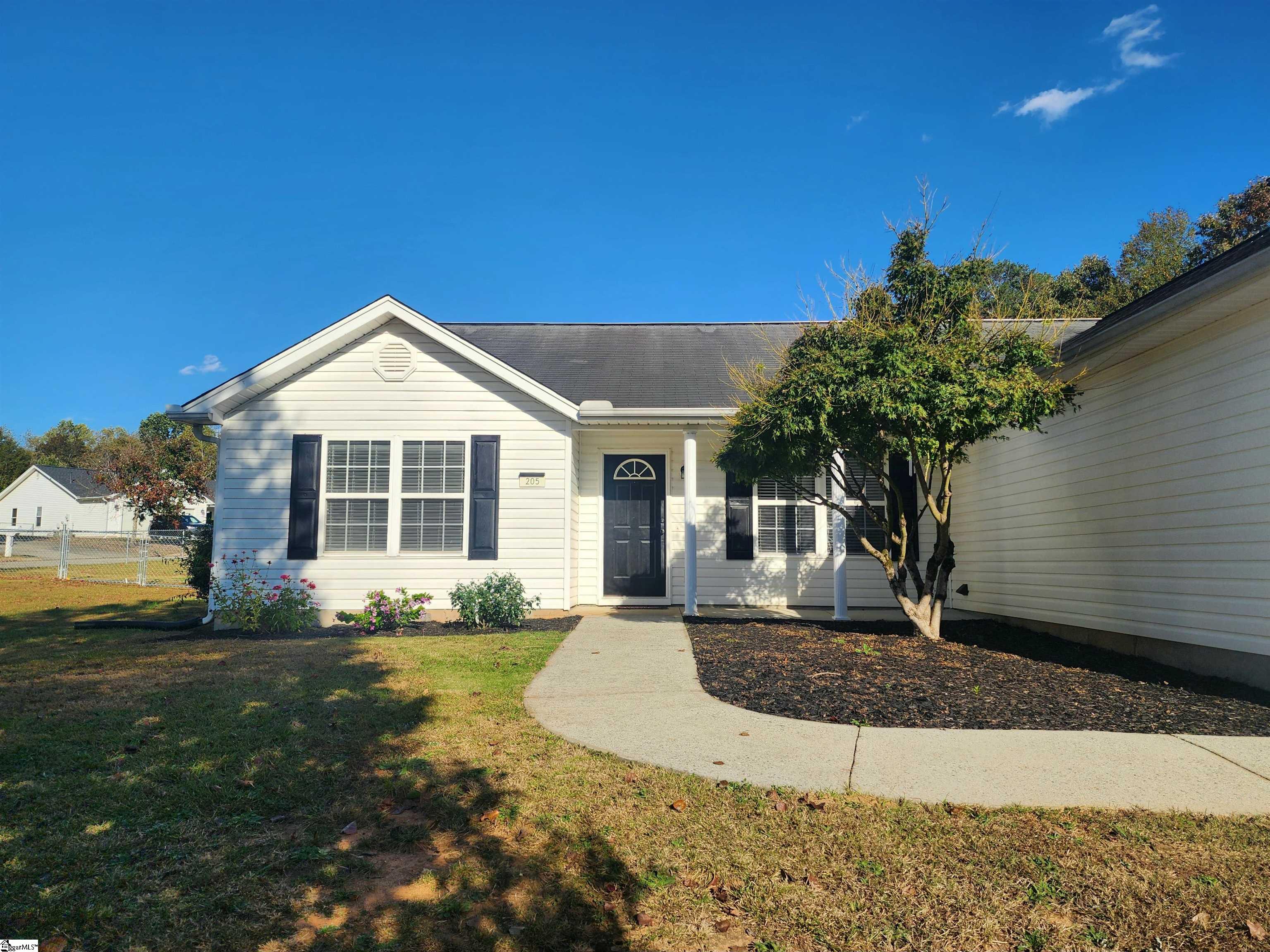 205 Spring Estates Drive Liberty, SC 29657 - Photo 2 of 19
