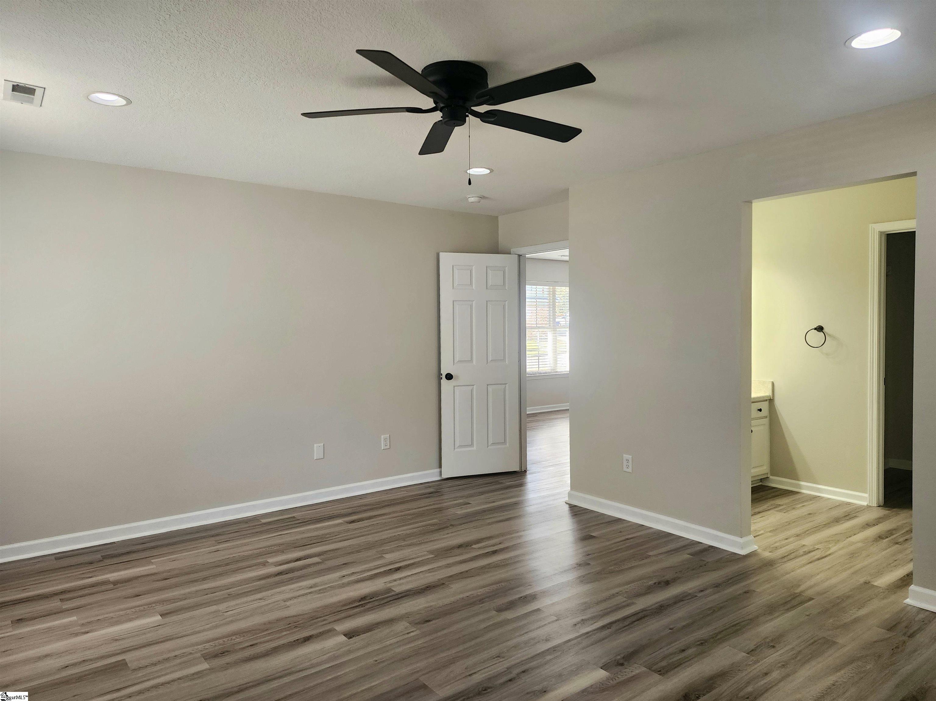 205 Spring Estates Drive Liberty, SC 29657 - Photo 8 of 19