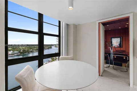 $1,750,000 | 5500 Collins Avenue, Unit 1401, Miami Beach, FL 33140