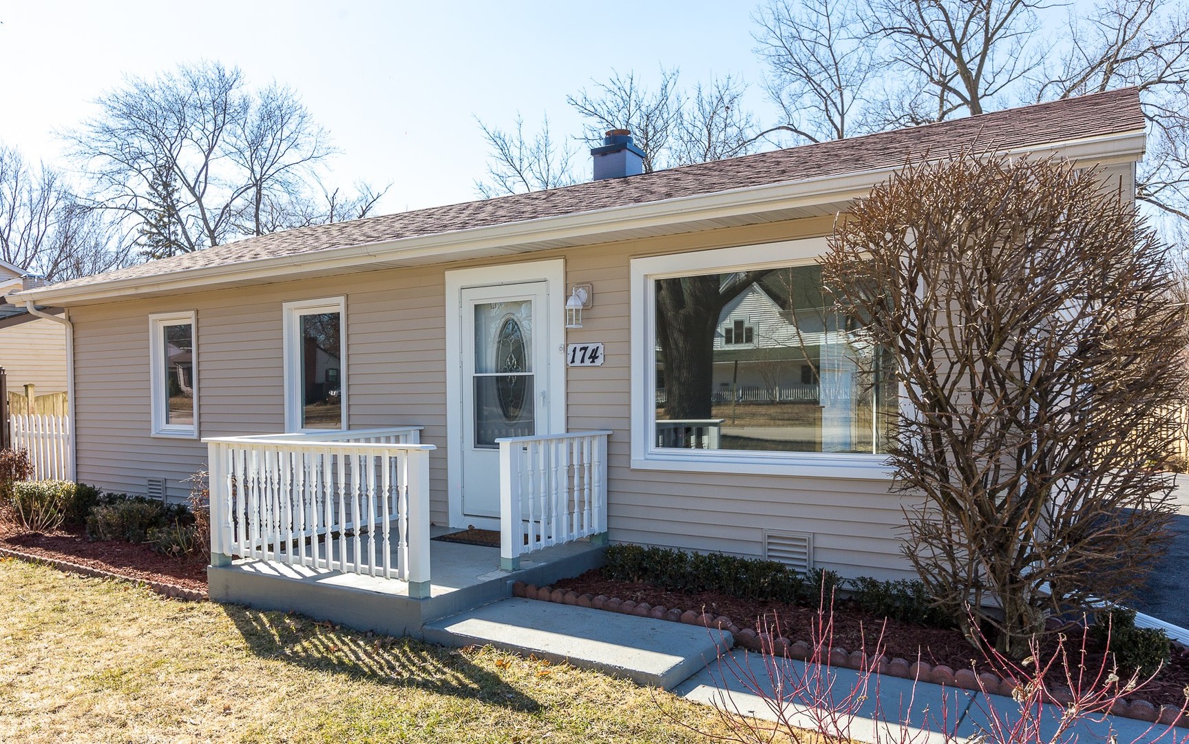 174 Raupp Boulevard Buffalo Grove, IL 60089 - Photo 3 of 20
