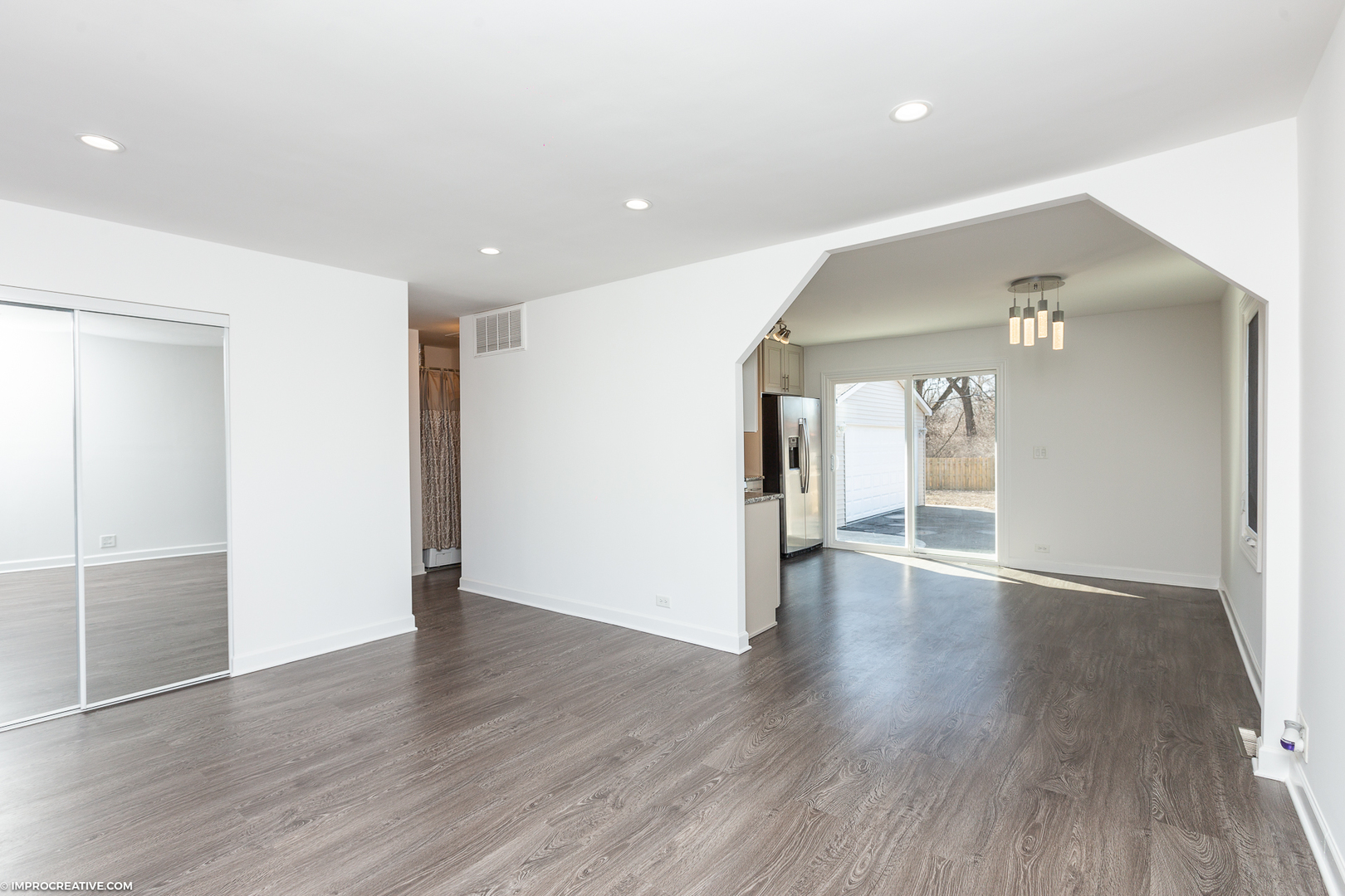 174 Raupp Boulevard Buffalo Grove, IL 60089 - Photo 9 of 20