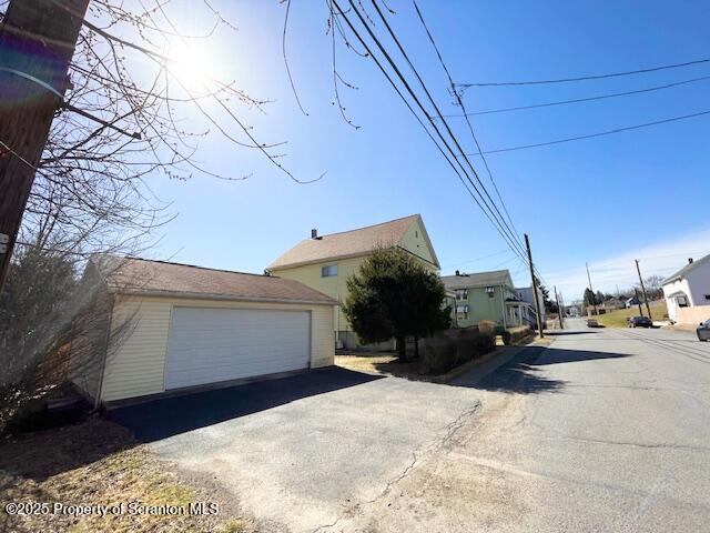 1618 Return Avenue Scranton, PA 18508 - Photo 2 of 32 IMG_5544