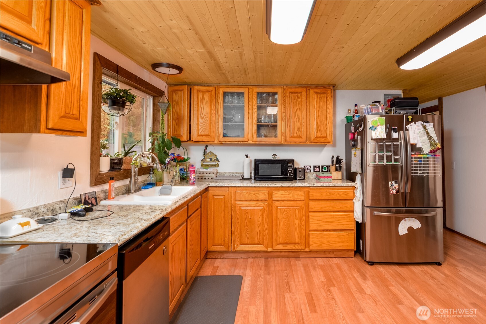 232 Brown Road Port Angeles, WA 98362 - Photo 3 of 31 Gallery Image 3