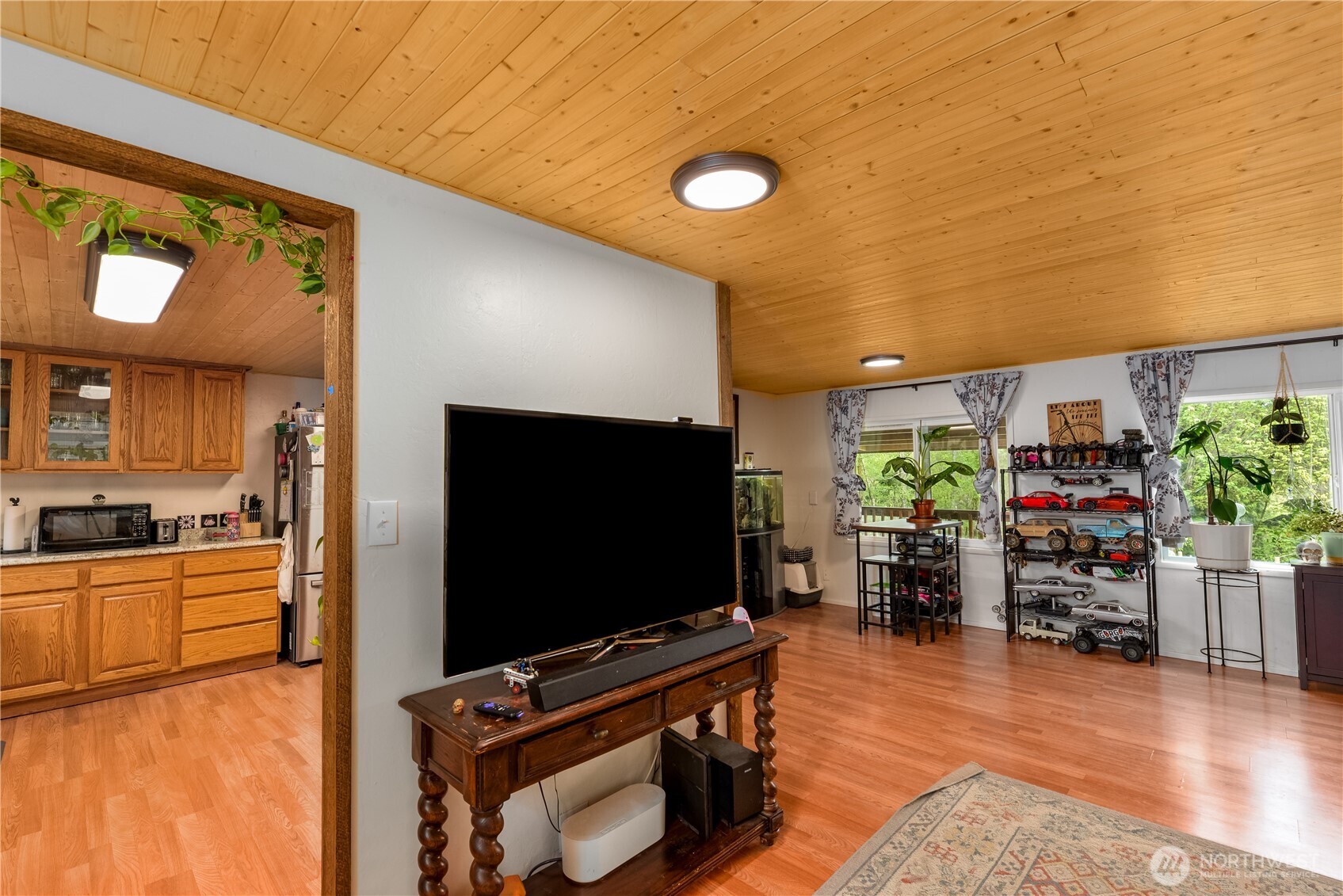 232 Brown Road Port Angeles, WA 98362 - Photo 7 of 31 Gallery Image 7