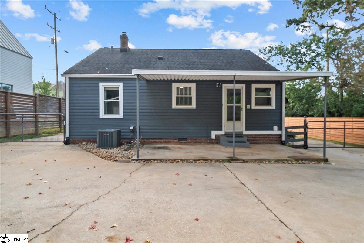 909 Rutherford Road Greenville, SC 29609 - Photo 25 of 32 Gallery Image 25