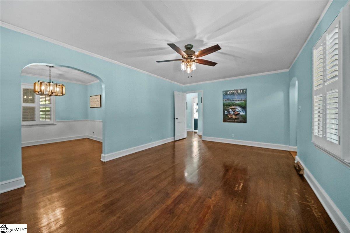909 Rutherford Road Greenville, SC 29609 - Photo 6 of 32 Gallery Image 6