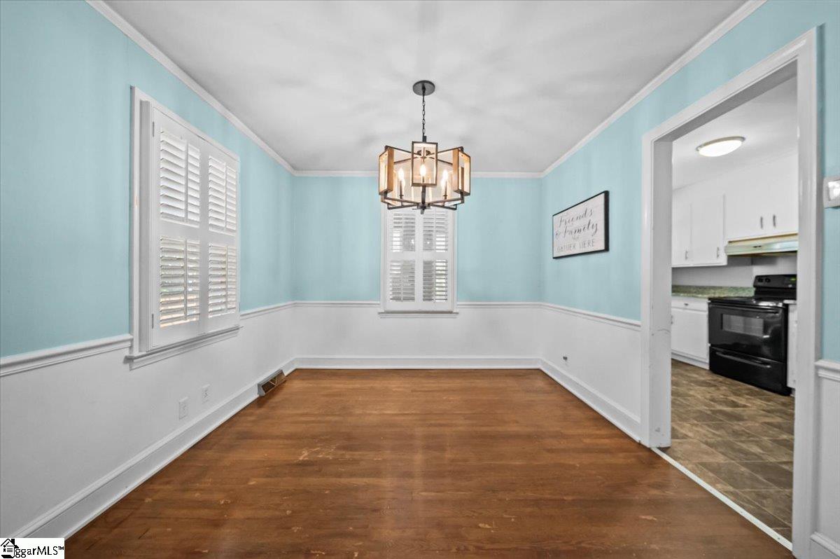 909 Rutherford Road Greenville, SC 29609 - Photo 8 of 32 Gallery Image 8