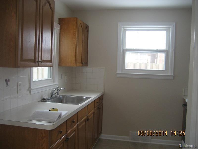 33125 Garfield Road Fraser, MI 48026 - Photo 10 of 17 Kitchen view 2