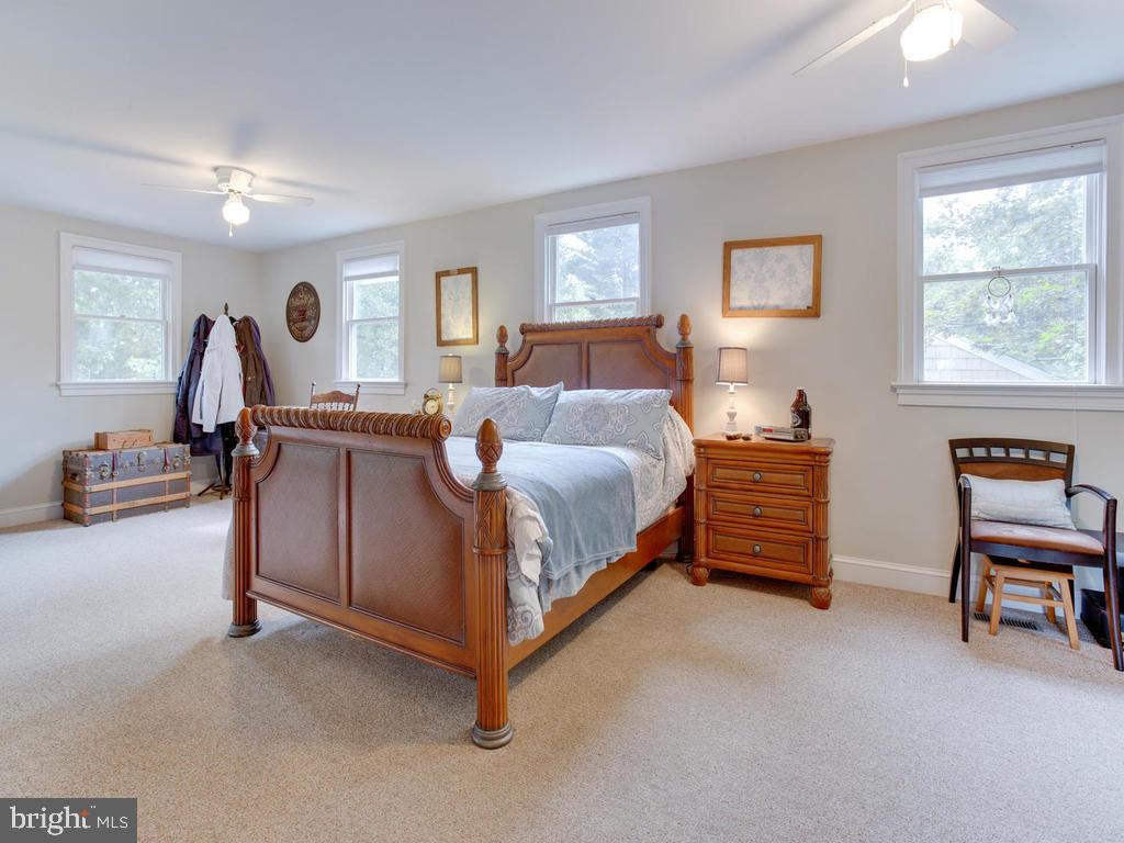 1011 Carrs Road Annapolis, MD 21403 - Photo 18 of 36 Upper Level Master Bedroom