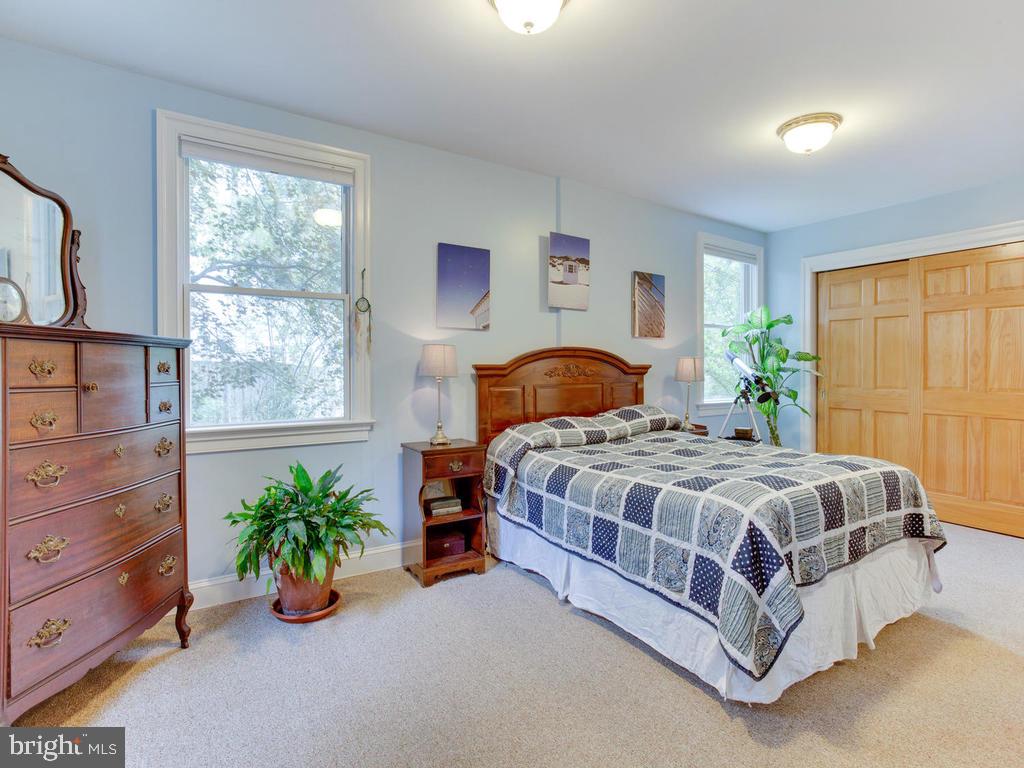 1011 Carrs Road Annapolis, MD 21403 - Photo 26 of 36 Spacious Main Level Bedroom