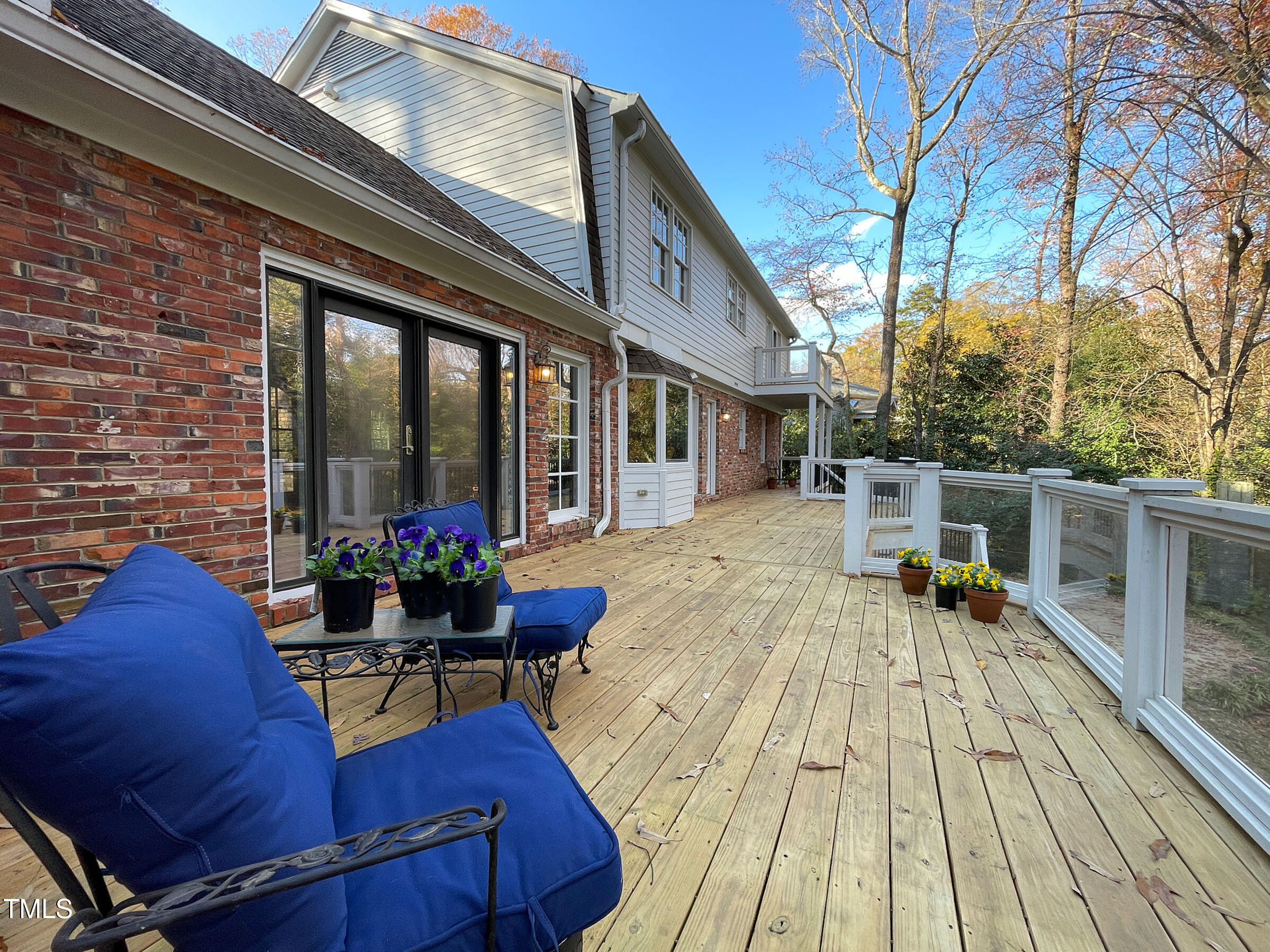 3222 Sussex Road Raleigh, NC 27612 - Photo 43 of 54 20241129_193708215_iOS