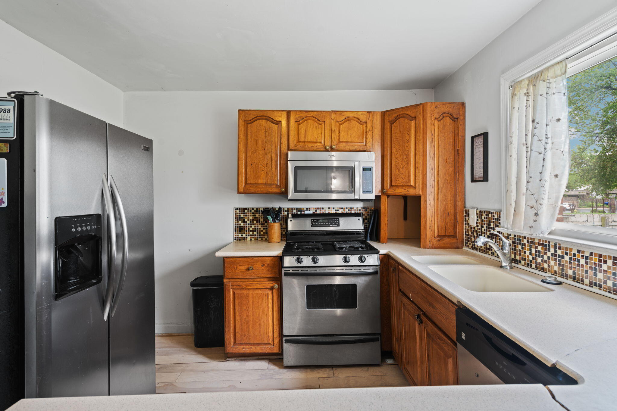 8659 North Canton Center Road Canton, MI 48187 - Photo 3 of 34 15-web-or-mls-DSC09813