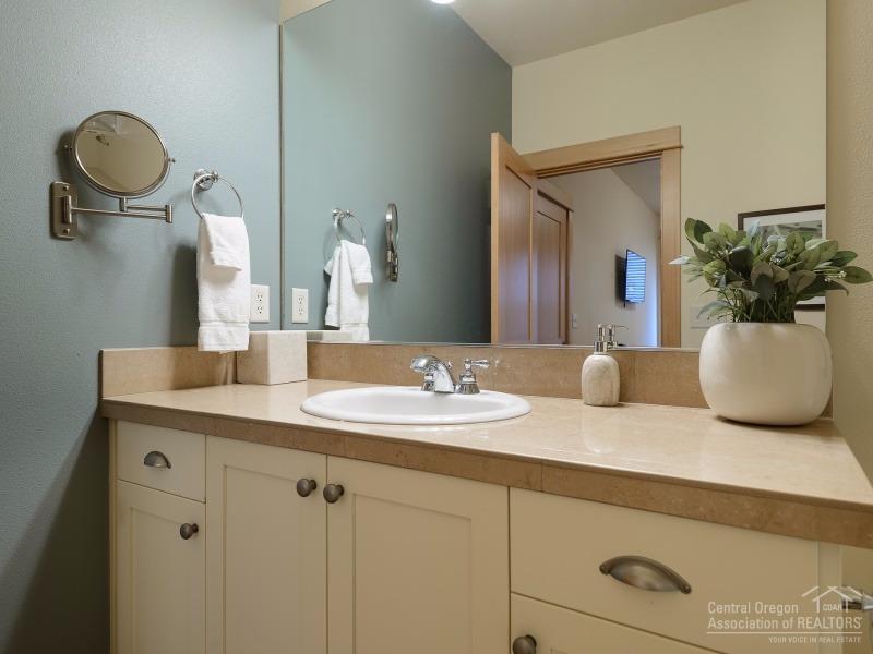 57100 Evergreen Loop Sunriver, OR 97707 - Photo 20 of 24 Additional Photo