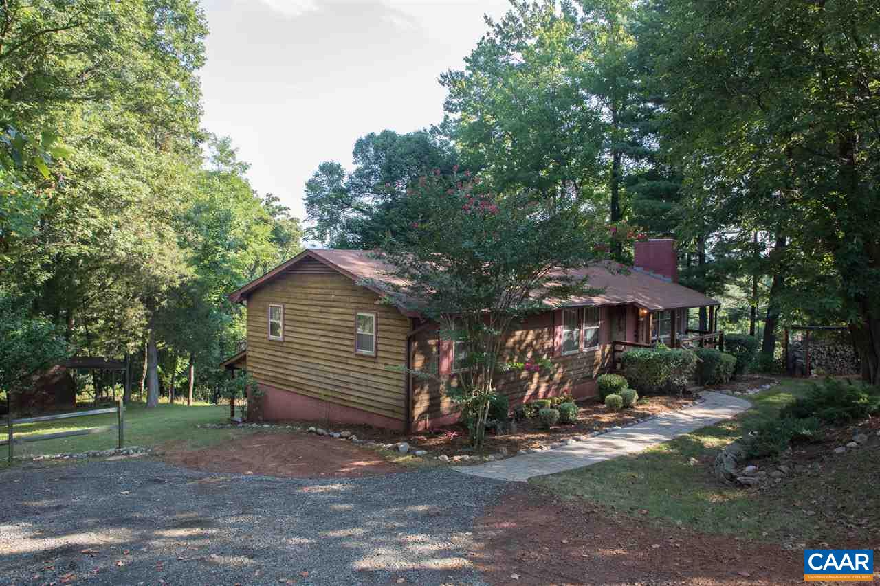 824 Dry Bridge Road Charlottesville, VA 22903 - Photo 3 of 43 a view of a house with a yard