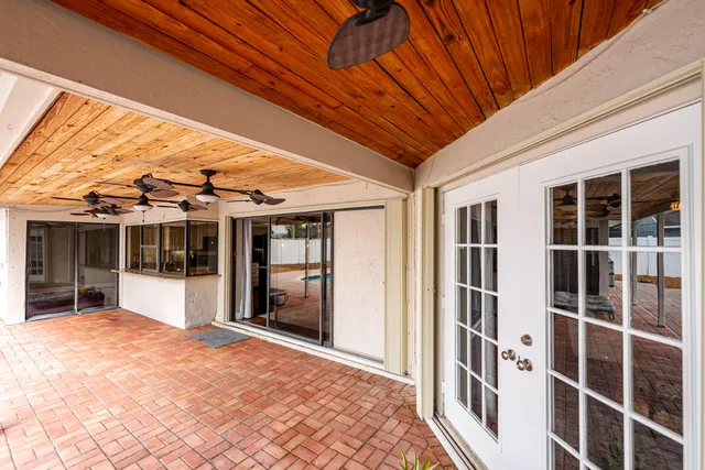 $425,000 | 798 Southeast Thanksgiving Avenue, Port St. Lucie, FL 34984