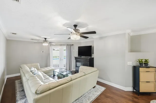 $425,000 | 798 Southeast Thanksgiving Avenue, Port St. Lucie, FL 34984