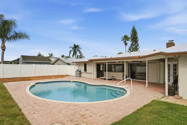 $425,000 | 798 Southeast Thanksgiving Avenue, Port St. Lucie, FL 34984