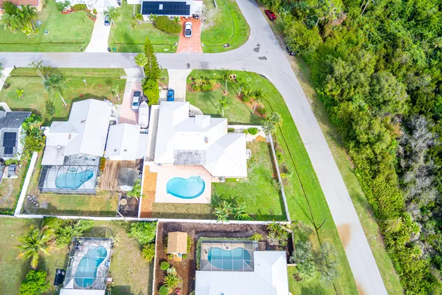 $425,000 | 798 Southeast Thanksgiving Avenue, Port St. Lucie, FL 34984