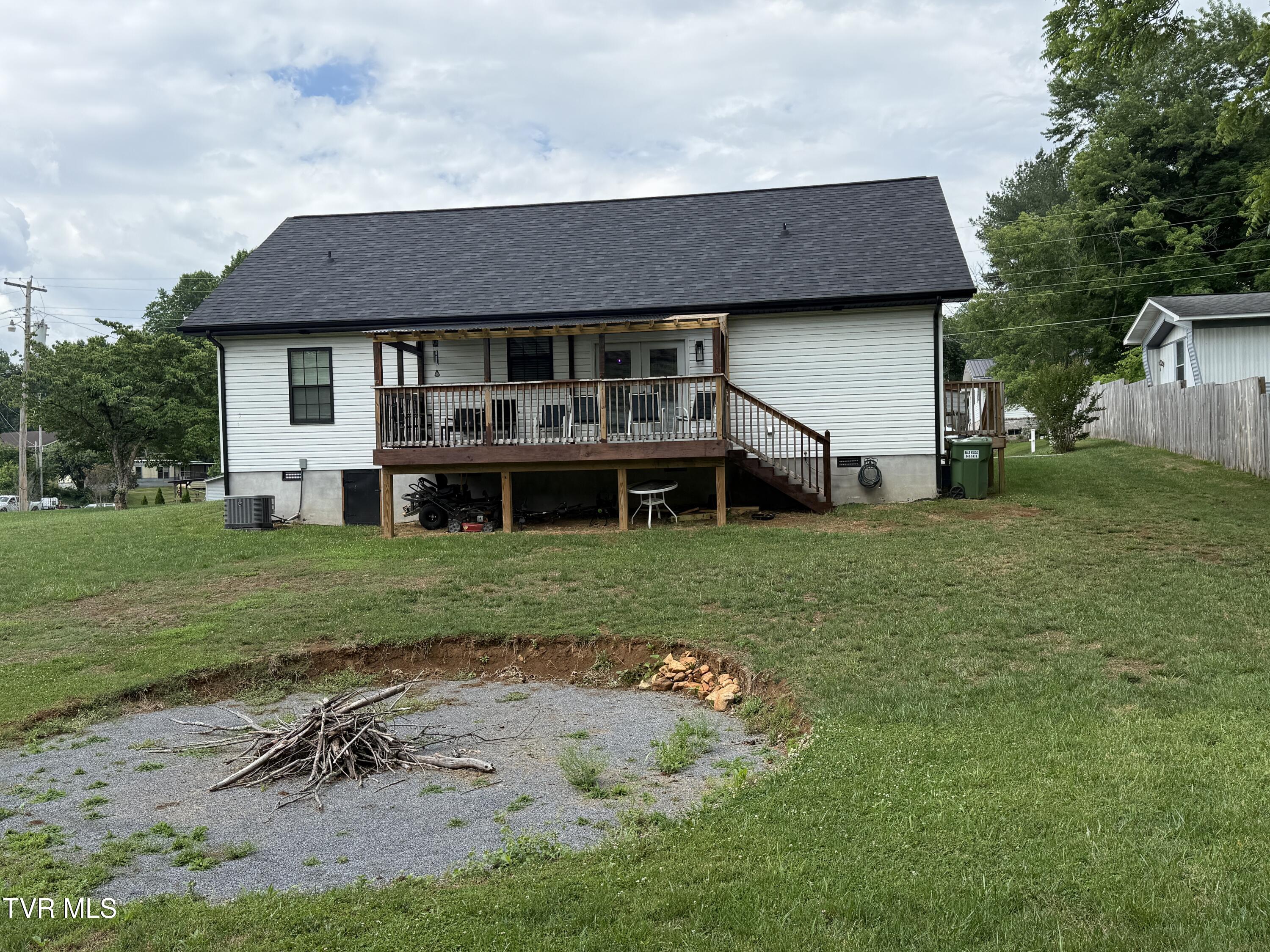 118 Ranger Drive Elizabethton, TN 37643 - Photo 34 of 34 IMG_5734