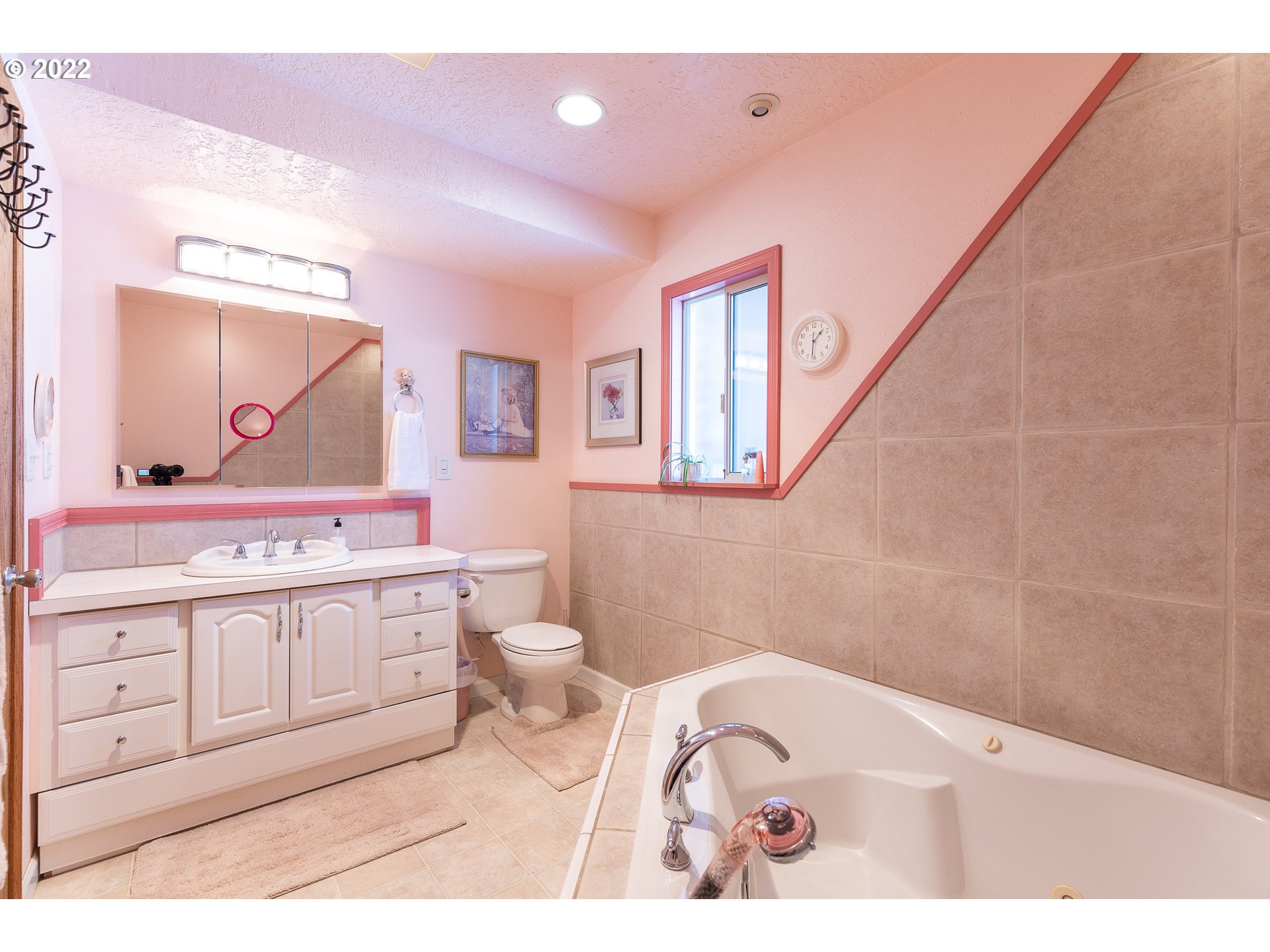 38424 Southeast Coupland Road Estacada, OR 97023 - Photo 15 of 31 Gallery Image 15