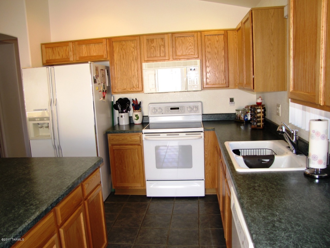 2368 West Rousseau Street Tucson, AZ 85741 - Photo 4 of 31