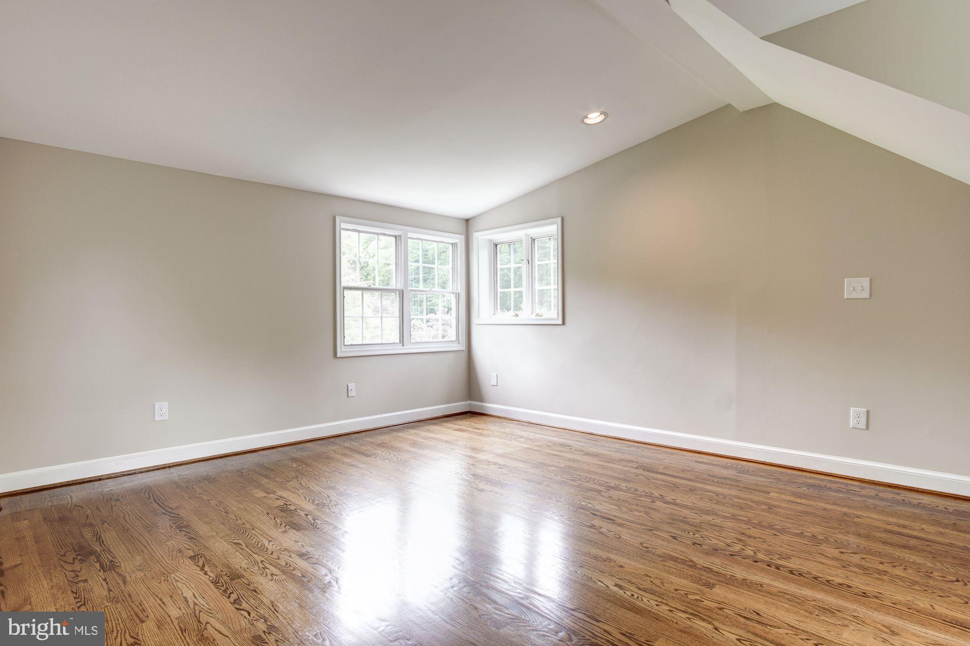 5013 Brookdale Road Bethesda, MD 20816 - Photo 34 of 57