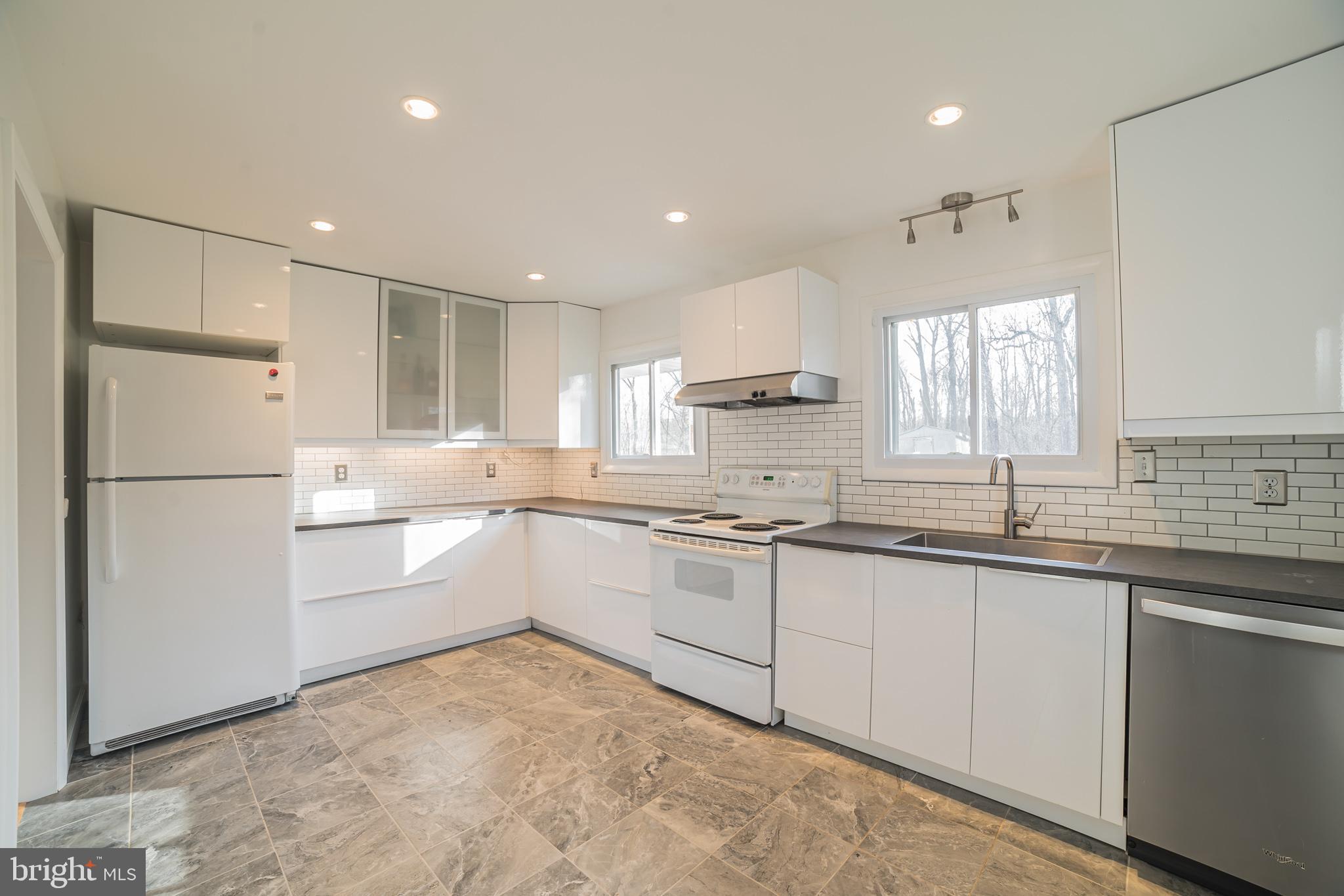 3125 West Ivory Road West Friendship, MD 21794 - Photo 24 of 30 Tenant house kitchen