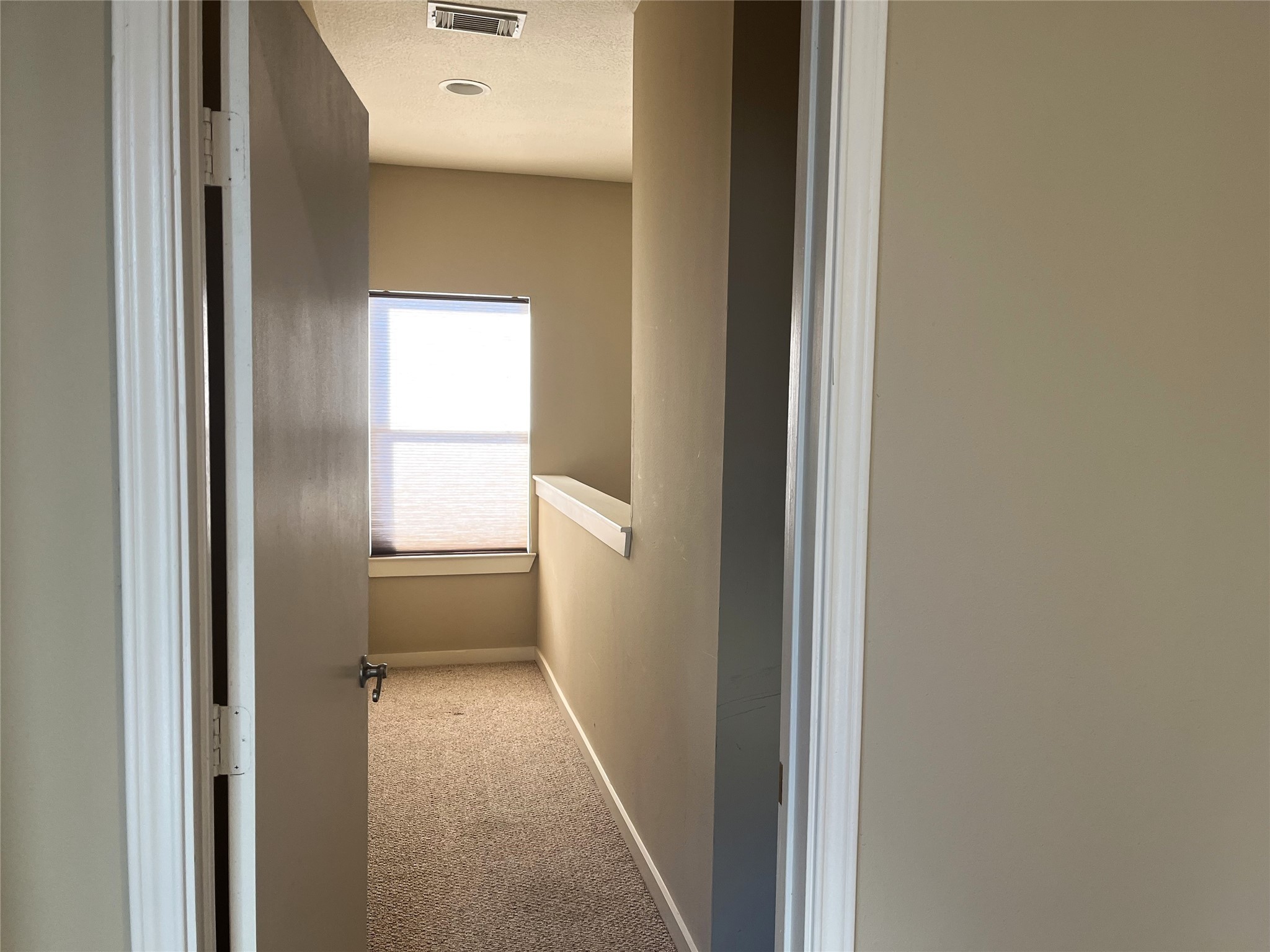 4338 Center Street Houston, TX 77007 - Photo 17 of 23 a view of a hallway