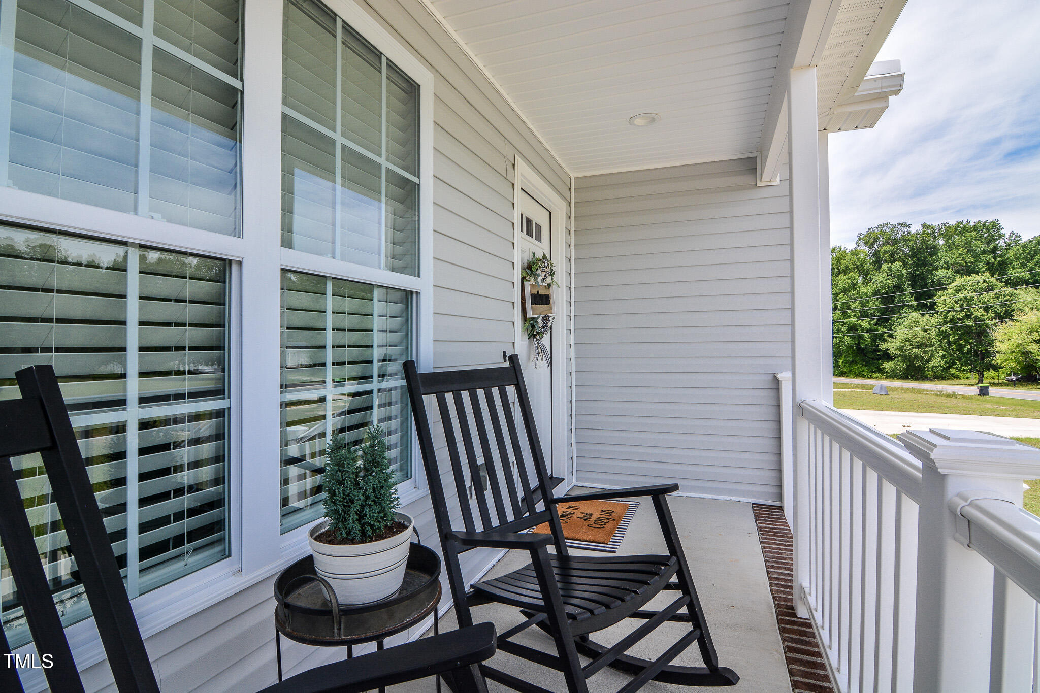 7045 Finch Road Bailey, NC 27807 - Photo 4 of 44 7045-Porch