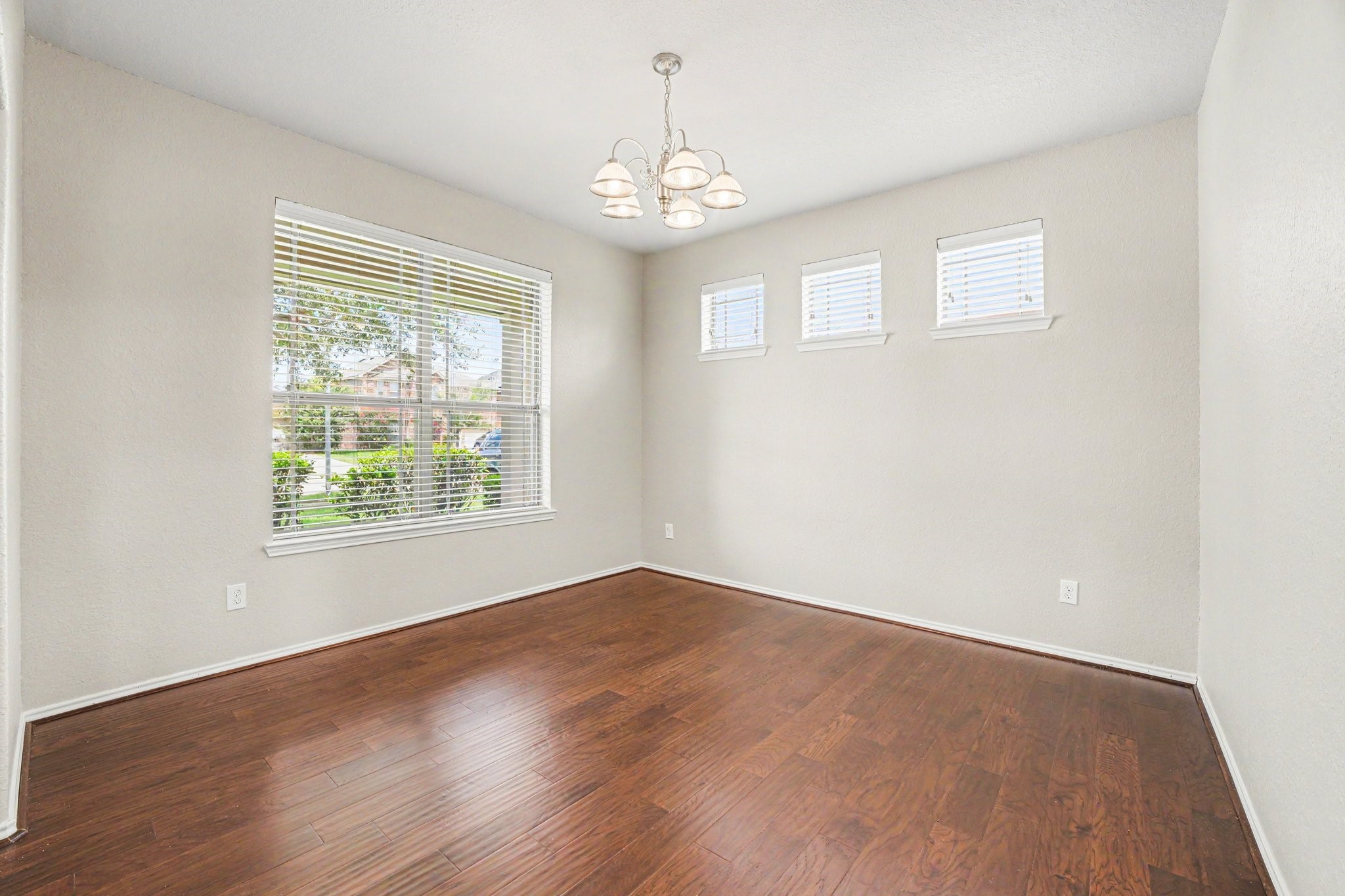 238 Silver Ripple Drive Rosenberg, TX 77469 - Photo 8 of 27 Gallery Image 8