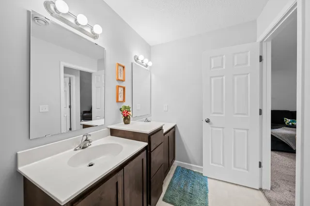 $299,900 | 39781 Fawn Avenue, North Branch, MN 55056