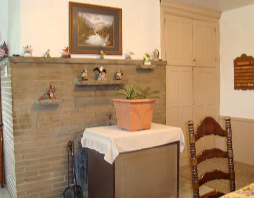 Dining Room. 