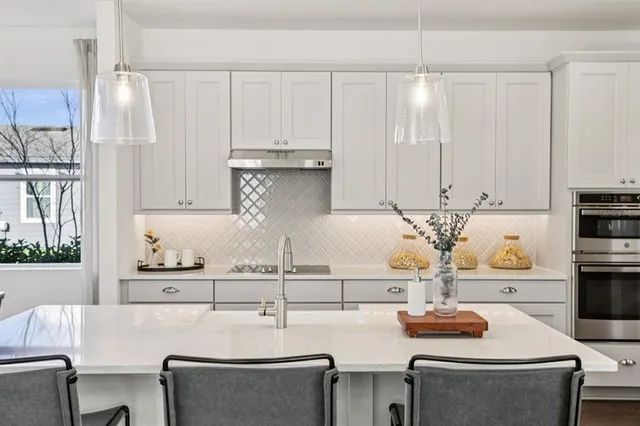 $689,990 | 11189 Green Citron Alley, Winter Garden, FL 34787