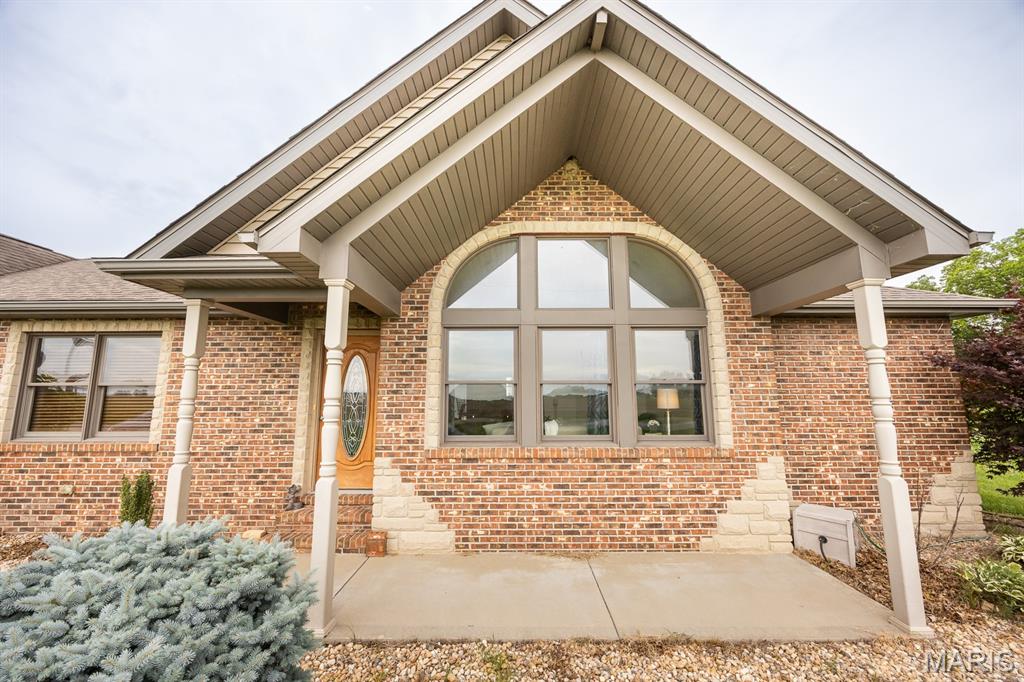 7045 Brickyard Road Mascoutah, IL 62258 - Photo 3 of 43