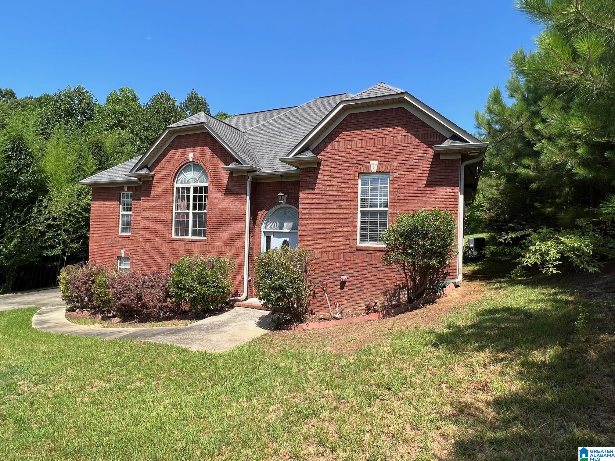 1069 Allison Court Odenville, AL 35120 - Photo 2 of 40