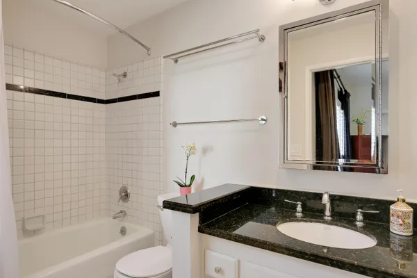 $1,350,000 | 555 East Arrellaga Street, Unit 7, Santa Barbara, CA 93103