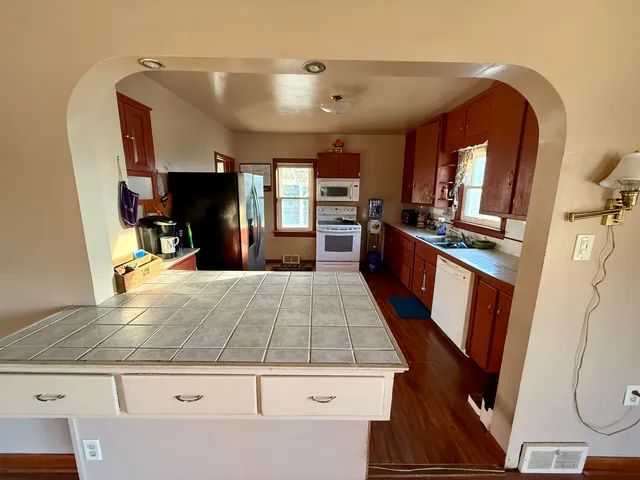 $119,900 | 1717 23rd Avenue, Menominee, MI 49858