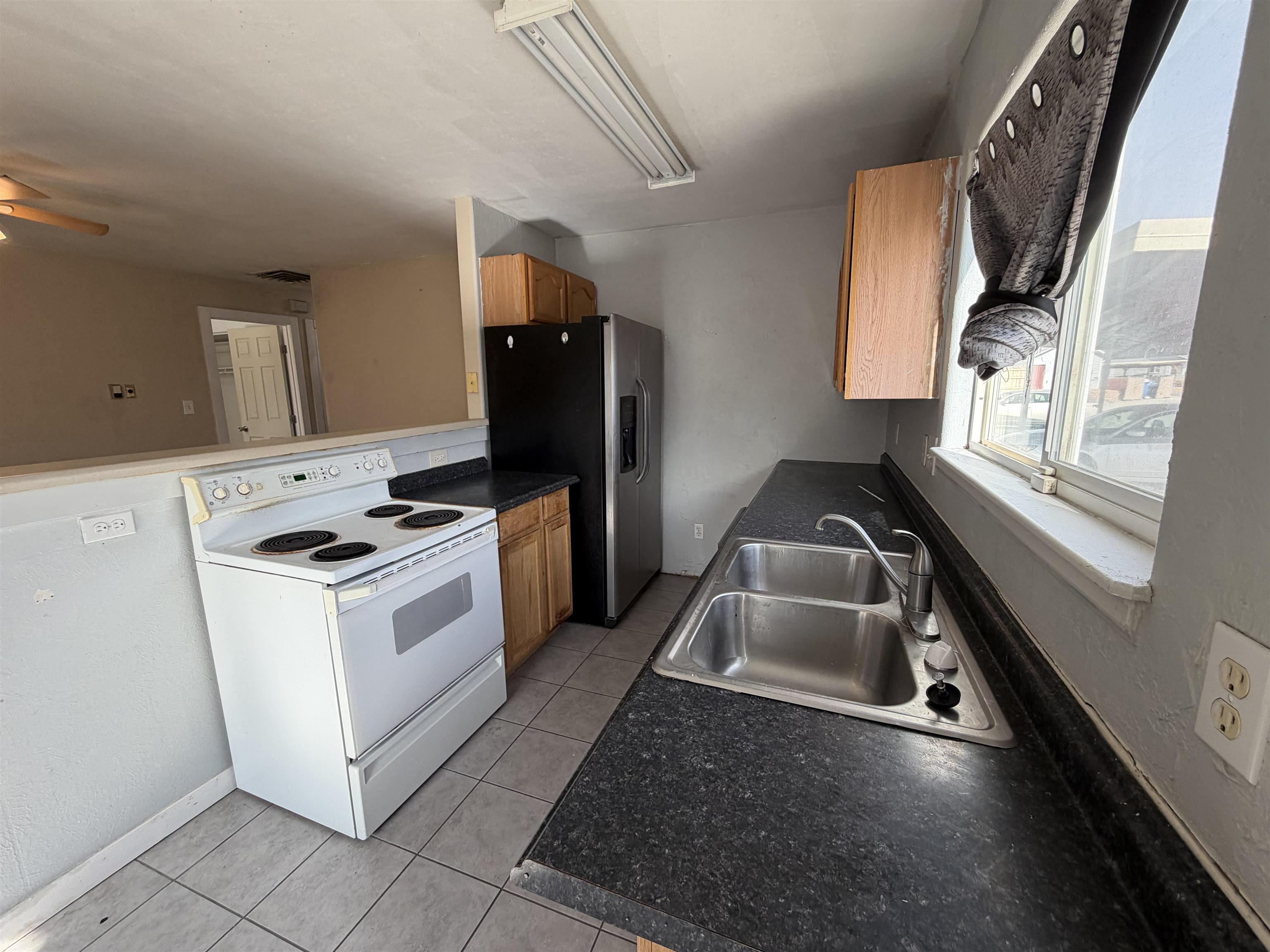 389 Sunnyside Circle, Unit A Grand Junction, CO 81504 - Photo 6 of 17