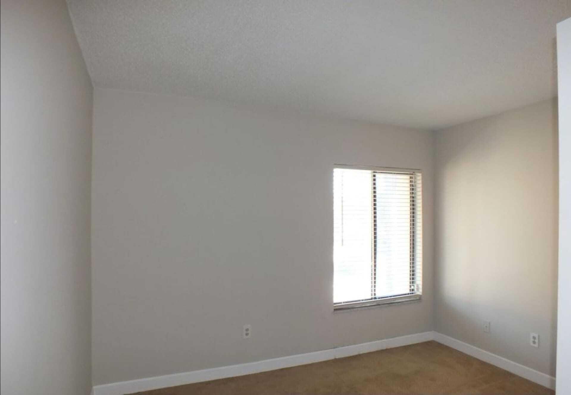 300 East Club Circle, Unit 201 Boca Raton, FL 33487 - Photo 4 of 8 Room