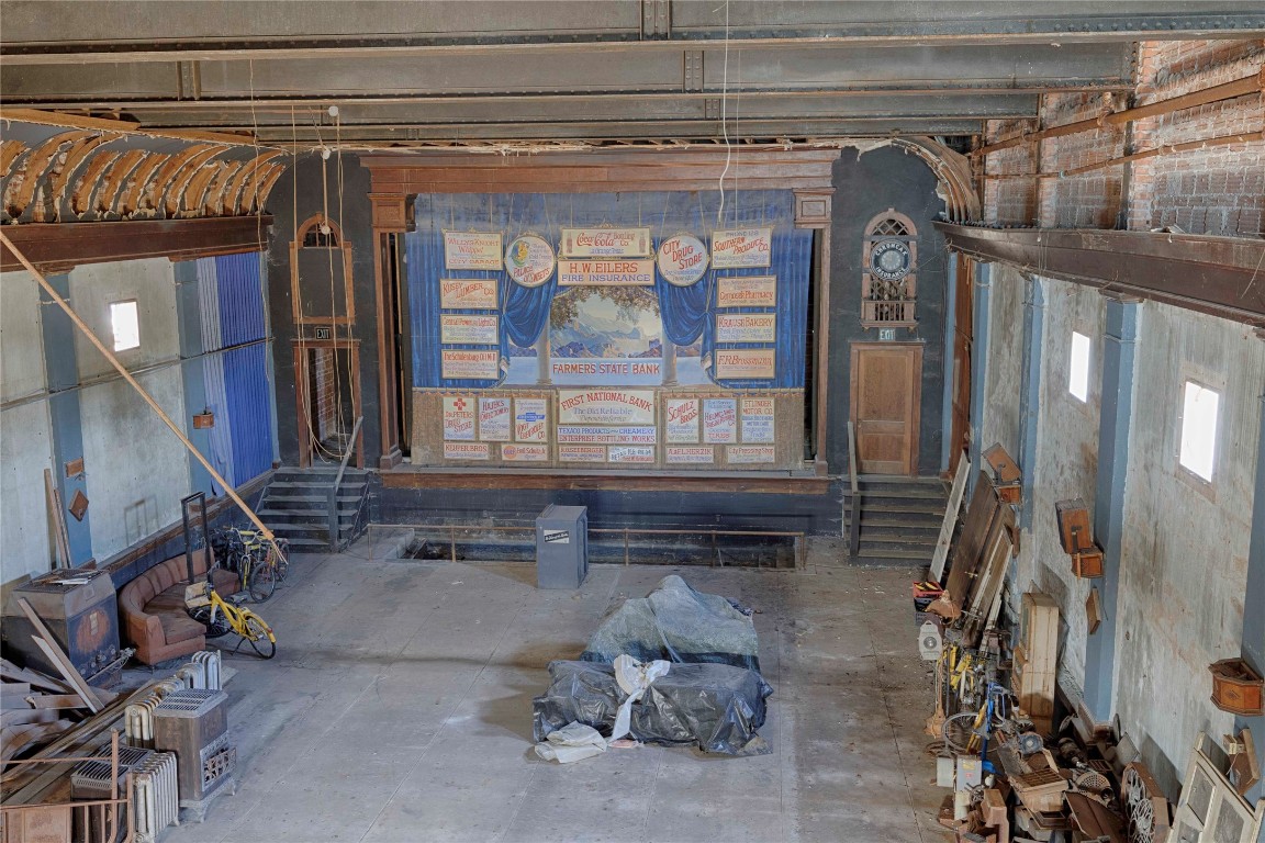 607 Lyons Avenue Schulenburg, TX 78956 - Photo 15 of 27