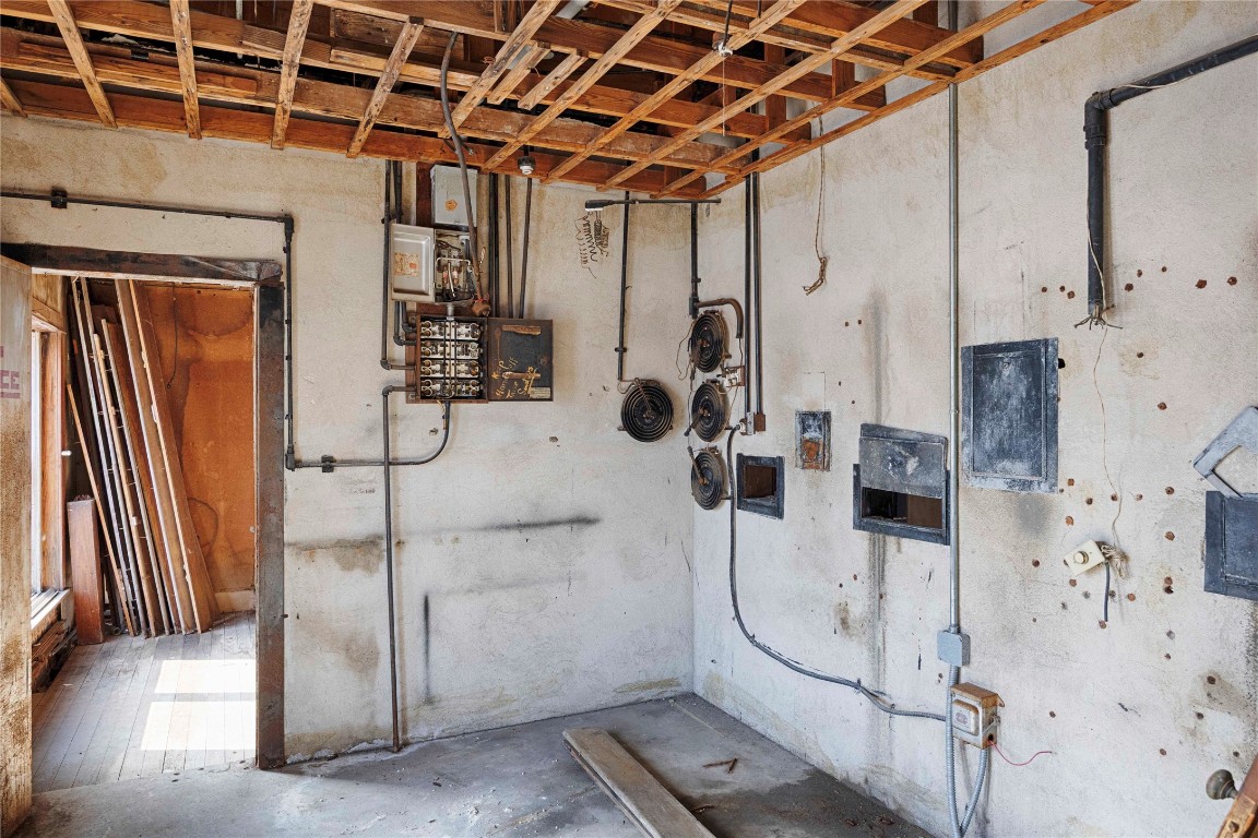607 Lyons Avenue Schulenburg, TX 78956 - Photo 22 of 27 a view of a storage & utility room