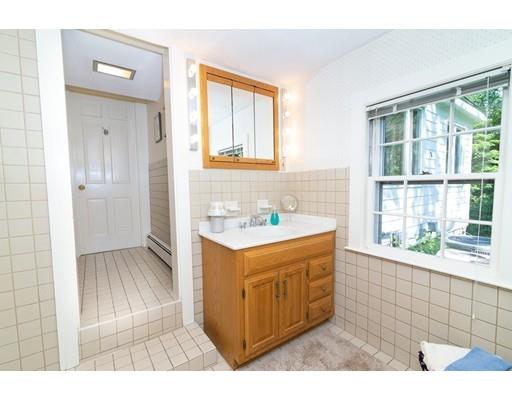 883 Salem End Road Framingham, MA 01702 - Photo 22 of 39